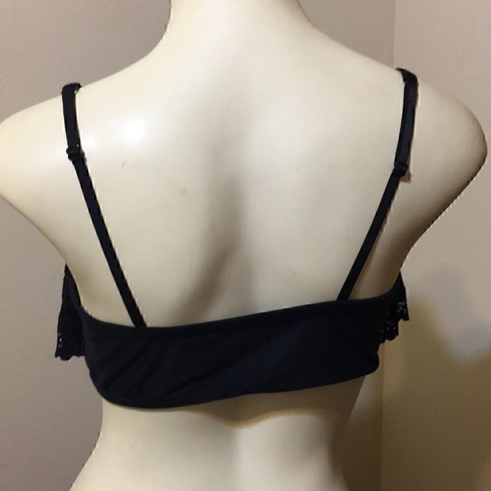 Black Victoria’s Secret Playful lacy Bra XL or L - Picture 2 of 2